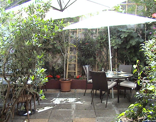 Chez Mamouti