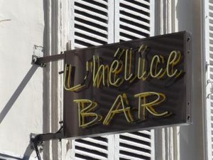 Helice Bar