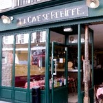 La cave se rebiffe