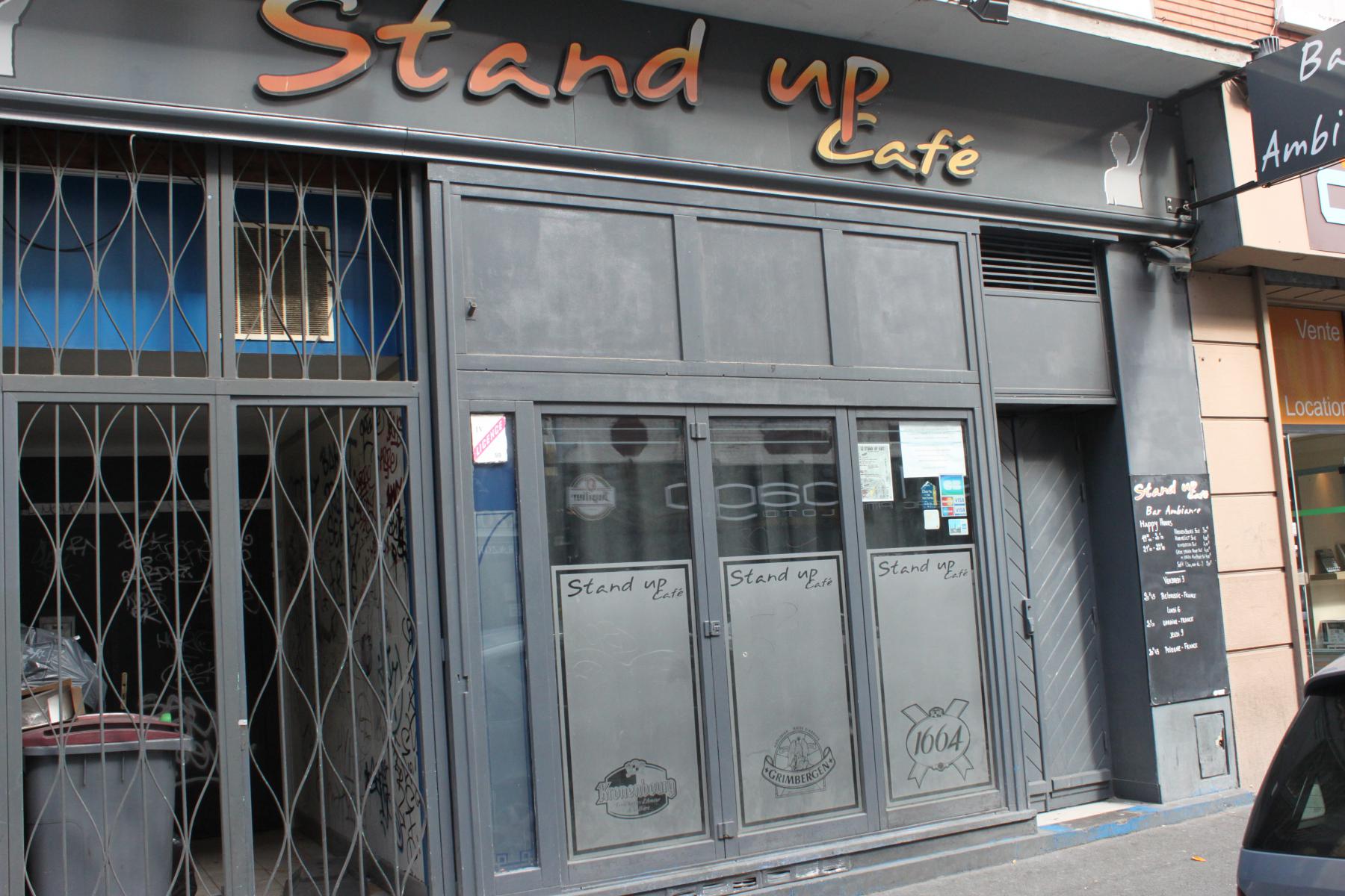 Stand Up Café